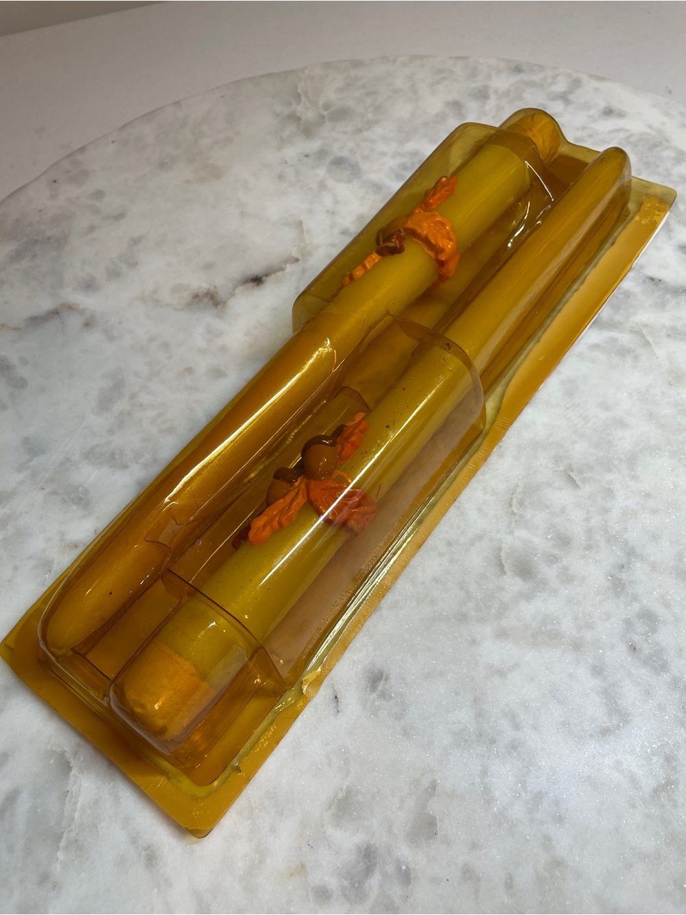Vintage Avon 10” Taper Candles - Includes 2 Pair - Thanksgiving and Christmas - Picture 8 of 11